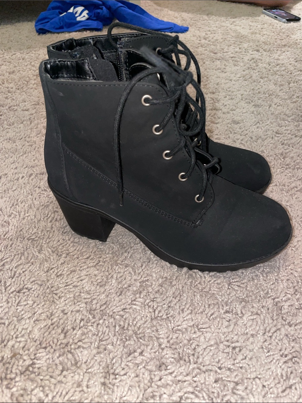 Girls boots
